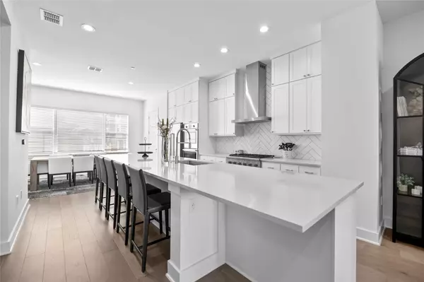 Austin, TX 78731,4310 Authentic DR