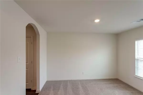 Jarrell, TX 76537,196 Allington CIR
