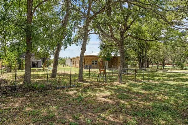 Liberty Hill, TX 78642,305 Remuda DR