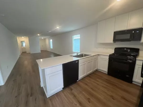 Lockhart, TX 78644,2215 Cyclone DR