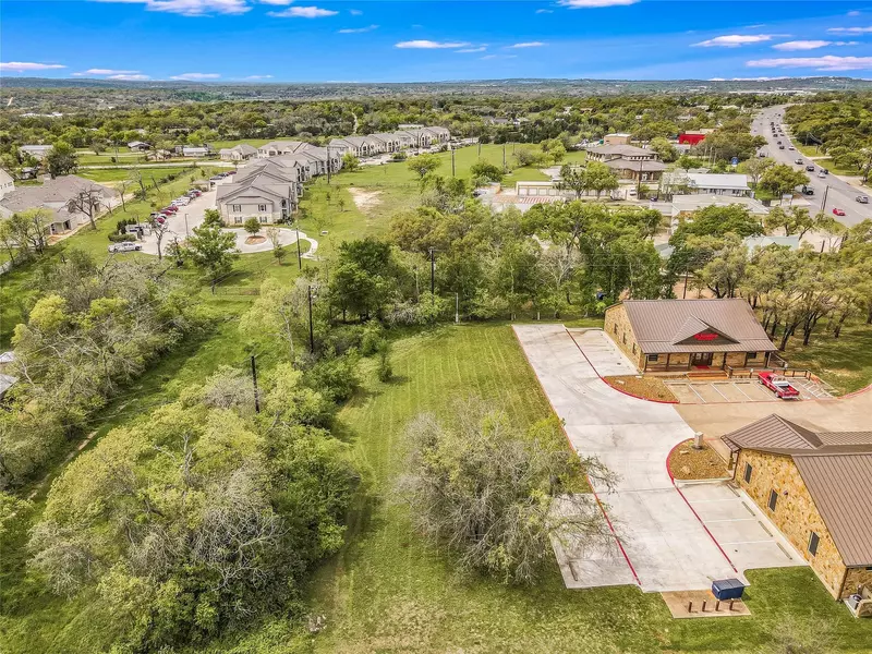 701 W Us-290 HWY, Dripping Springs, TX 78620