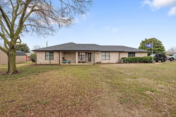 Jarrell, TX 76537,811 N 4th ST