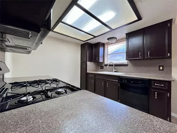 Round Rock, TX 78681,906 Spring Tree ST