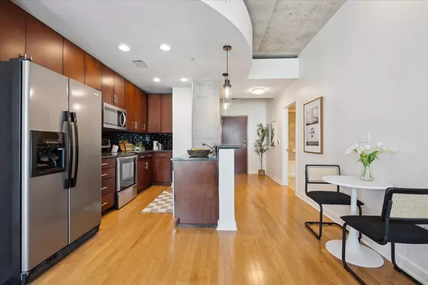 Austin, TX 78701,360 Nueces ST #2506