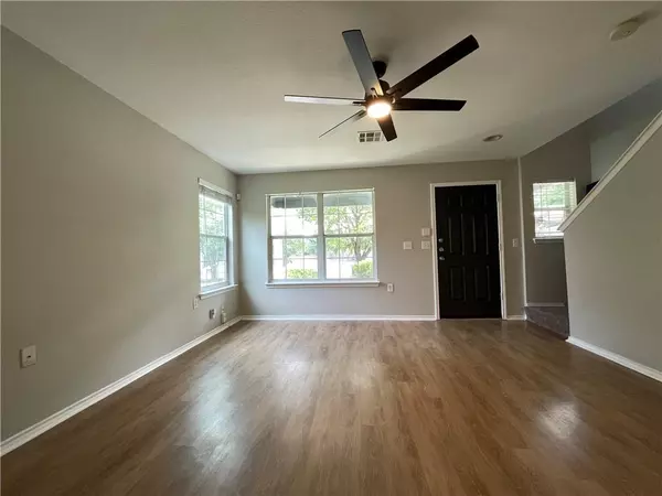 Austin, TX 78744,7007 Alegre PASS