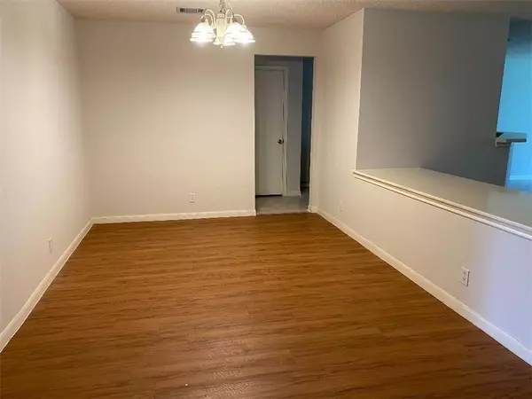 Round Rock, TX 78681,4000 Barlow DR