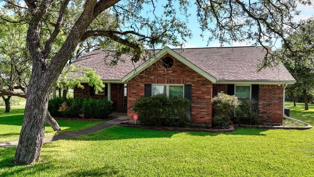 Bluffton, TX 78607,220 W Lakecrest DR