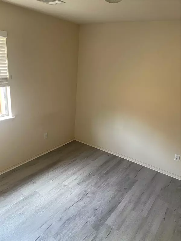 Pflugerville, TX 78660,15205 Mandarin XING