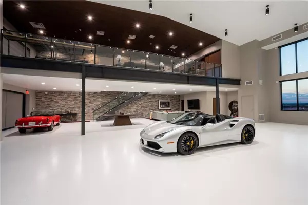 Del Valle, TX 78617,8001 Circuit of the Americas BLVD #2101