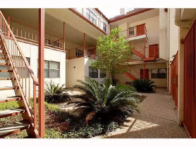 Austin, TX 78705,706 W 22nd ST #101