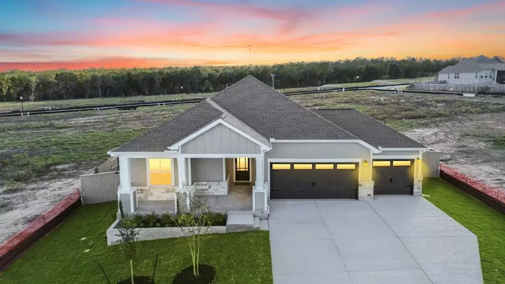 129 Big Pine Creek LN, Bastrop, TX 78602