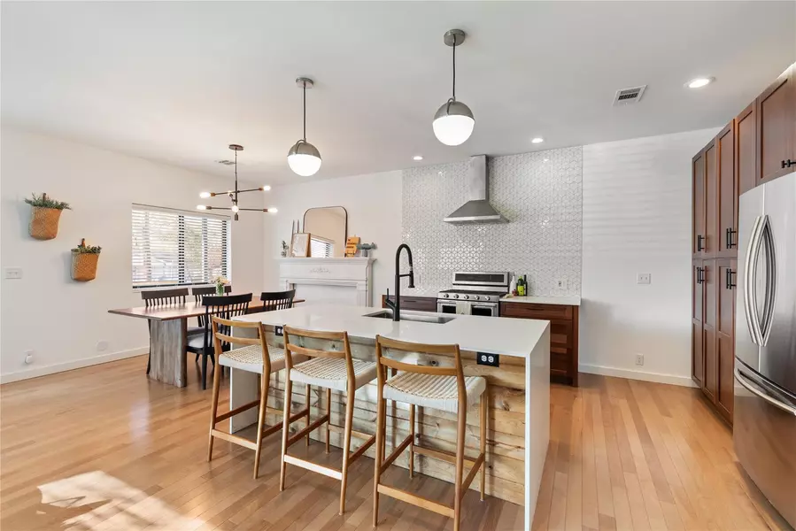 2936 E 14th ST, Austin, TX 78702