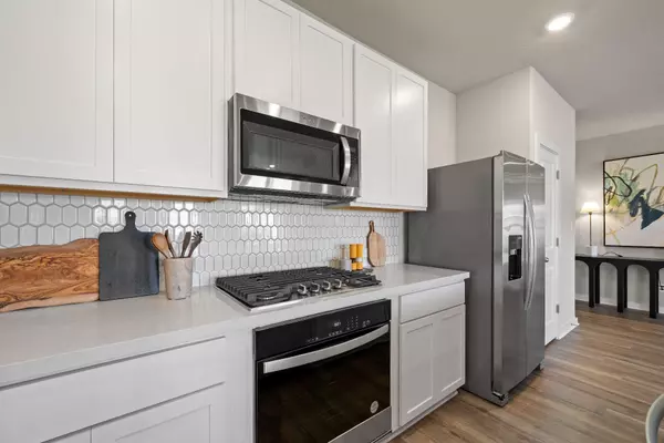 Elgin, TX 78621,13621 Gray Landing DR