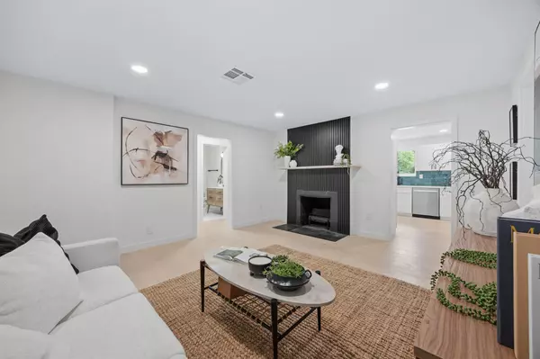 San Marcos, TX 78666,947 Field ST