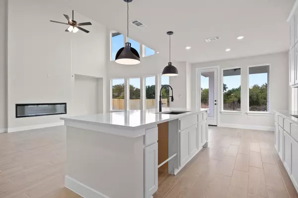 Liberty Hill, TX 78642,518 Tonada CV