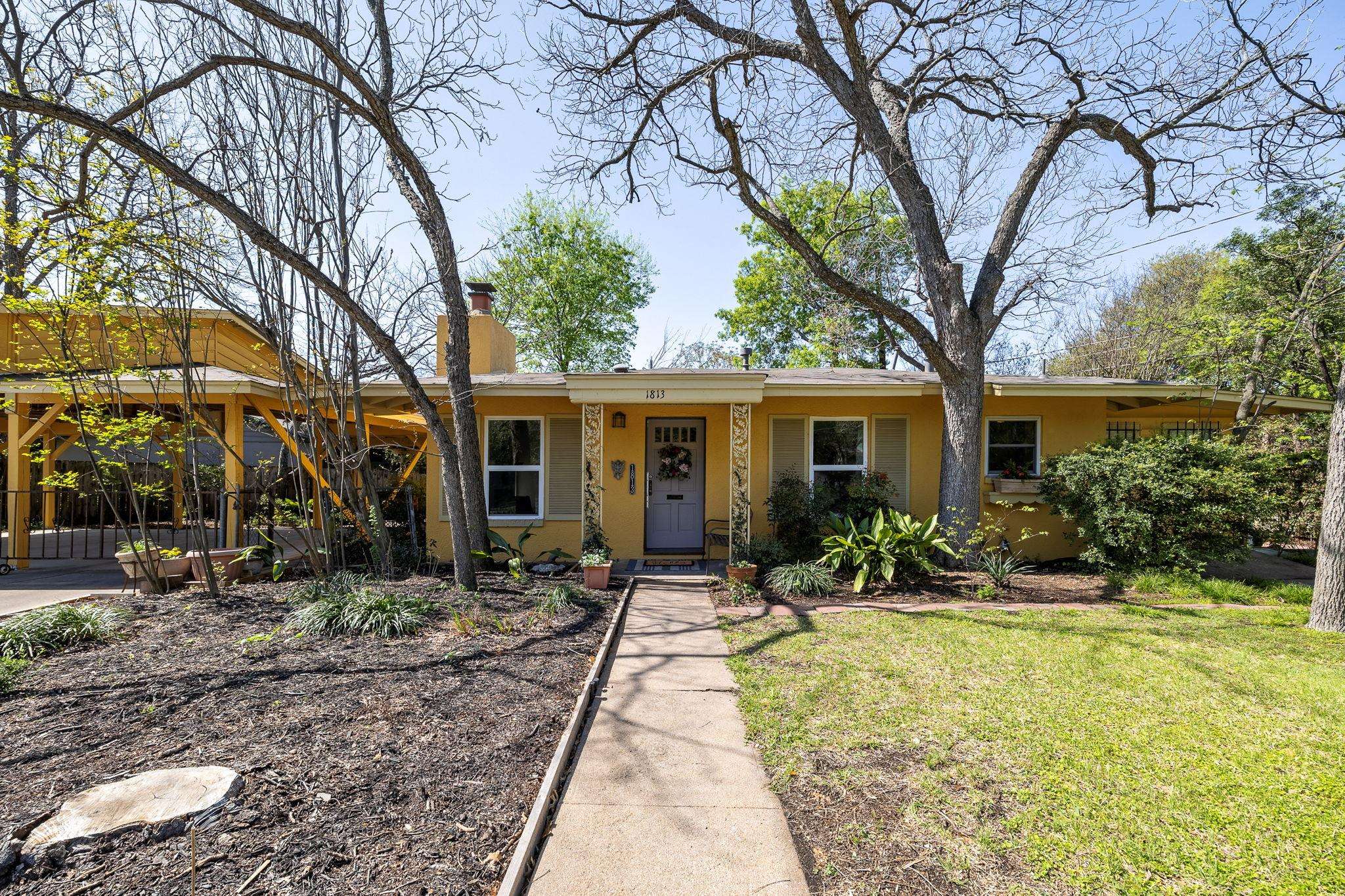 1813 E 38th 1/2 ST, Austin, TX 78722