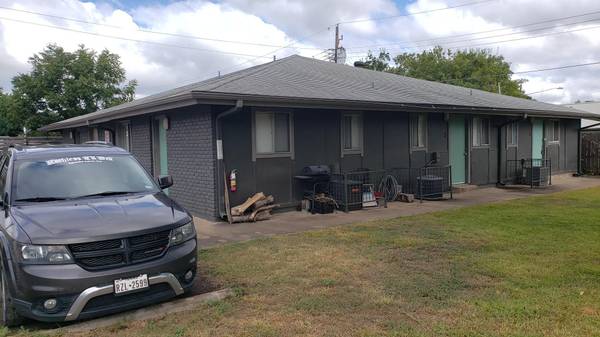 2606 Ektom DR #4, Austin, TX 78745