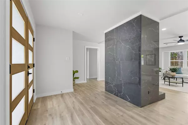 Austin, TX 78745,6106 Bridlington CIR