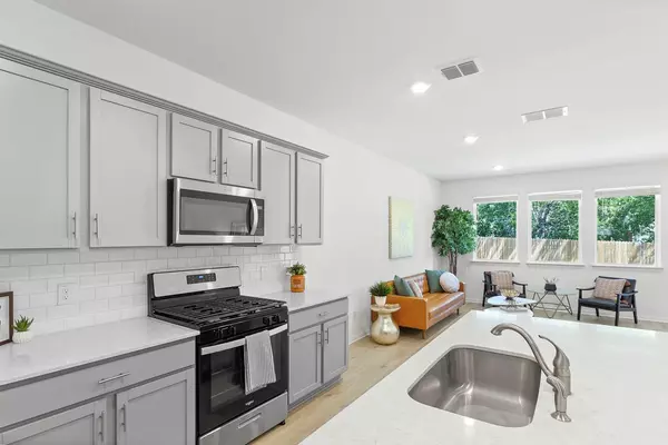 Kyle, TX 78640,415 Brooks Ranch DR