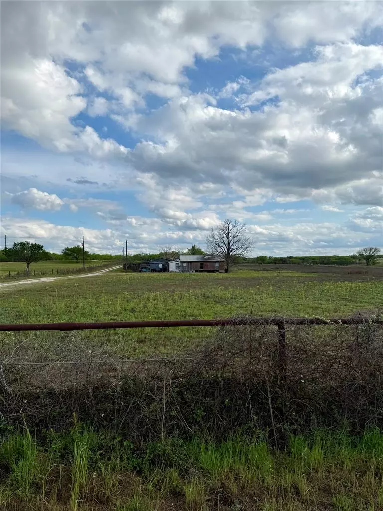 Seguin, TX 78155,473 Lange RD