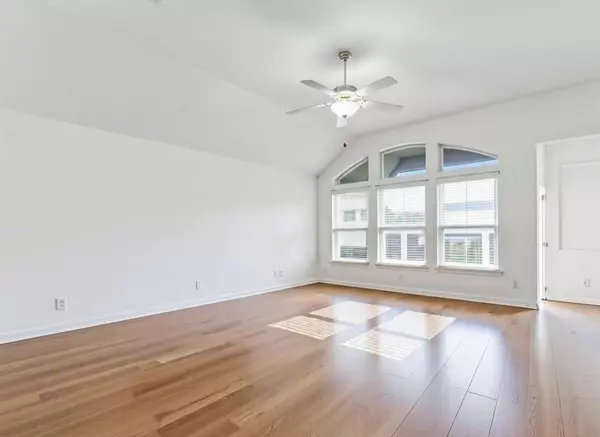 Kyle, TX 78640,693 Spinnaker LOOP