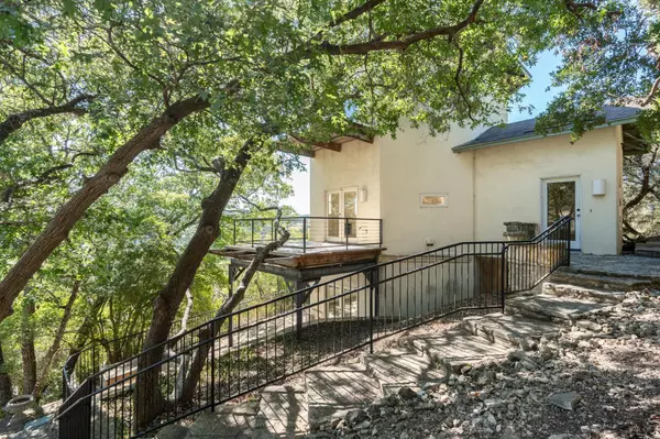 5310 Scenic View DR, Austin, TX 78746