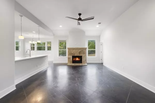 Dripping Springs, TX 78620,10006 George Hill DR