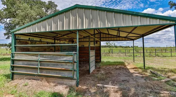 Gainesville, TX 76240,638 County Road 119 RD