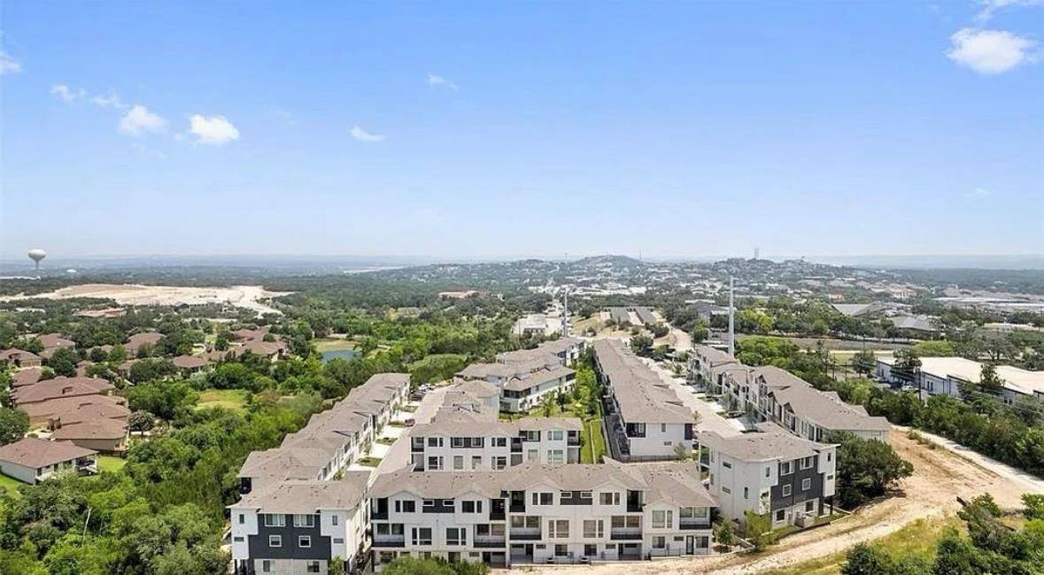 2050 Lohmans Spur RD #1802, Lakeway, TX 78734