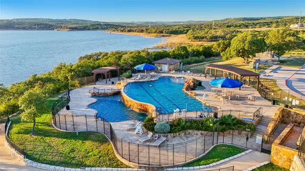 7906 Turnback Ledge TRL, Lago Vista, TX 78645