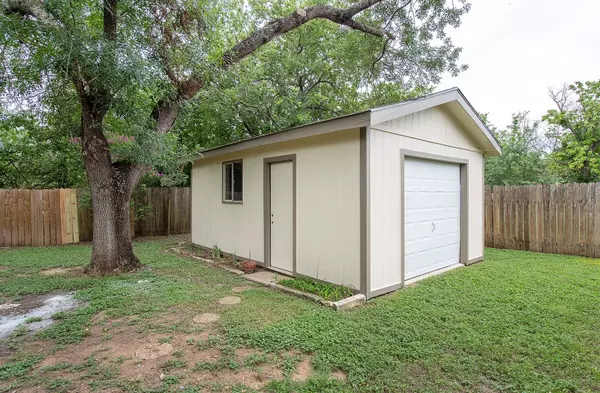 Georgetown, TX 78628,910 Garden View DR