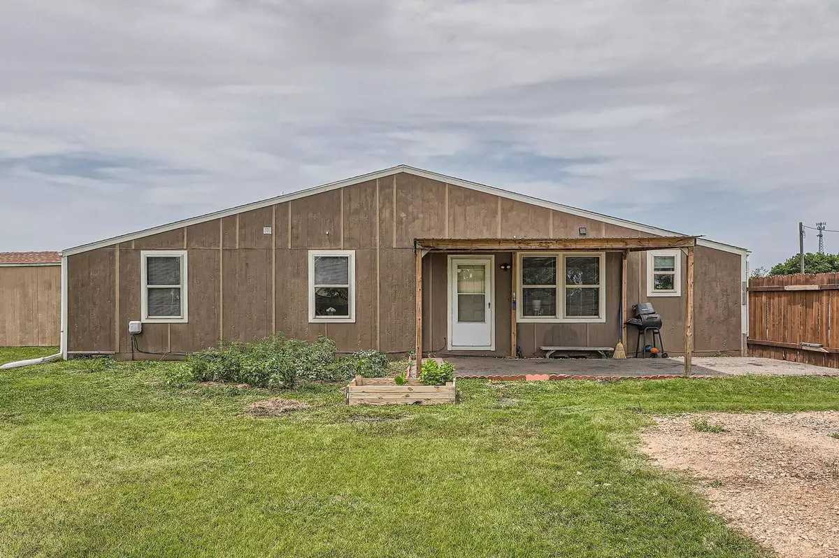 Maxwell, TX 78656,27 Blake RD