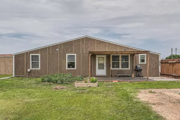 27 Blake RD, Maxwell, TX 78656