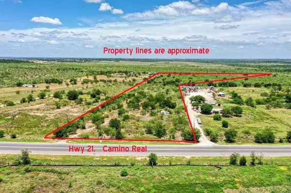 10745 N Camino Real, Uhland, TX 78640