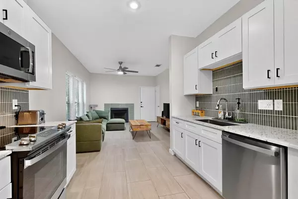 Austin, TX 78705,2414 Longview ST #102