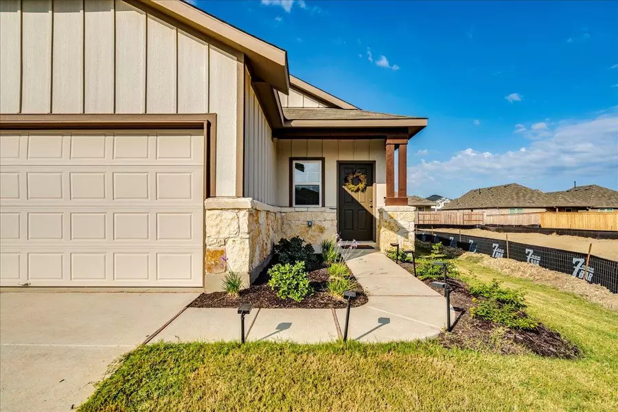 388 Begonia ST, Buda, TX 78610