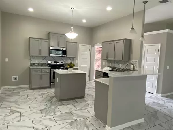 901 Kacie DR, Temple, TX 76502