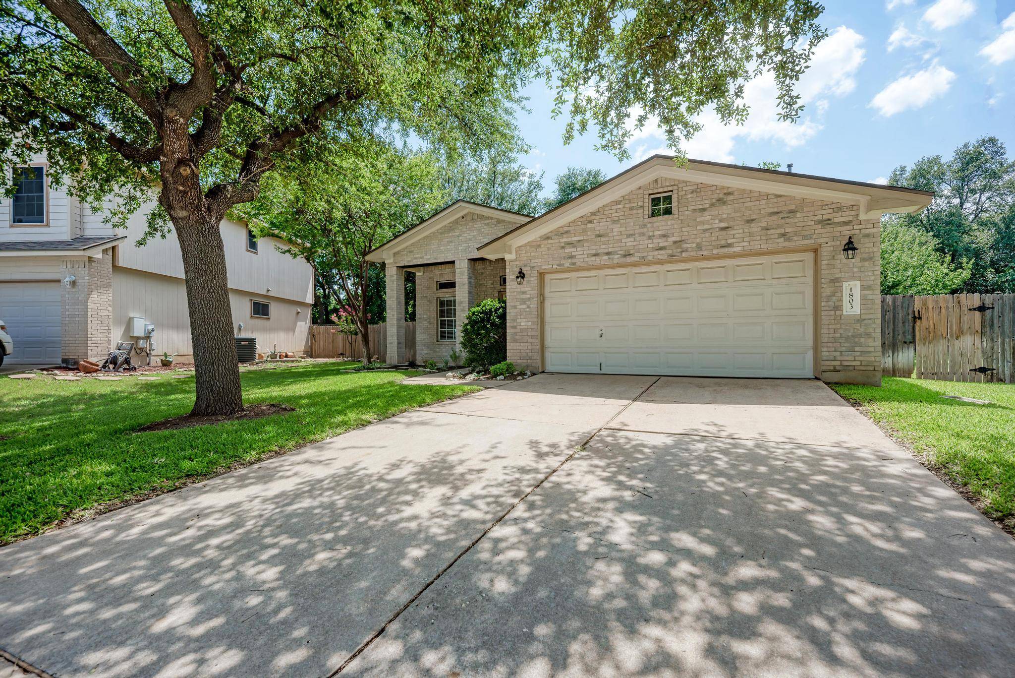 Leander, TX 78641,1803 Kwai CV