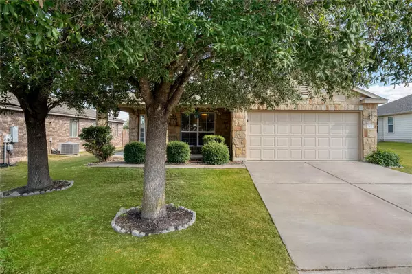 303 Baldwin ST, Hutto, TX 78634