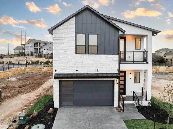 109 Pennybacker LN, Lakeway, TX 78738