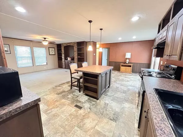 Bastrop, TX 78602,112 S Fitzwilliams LN