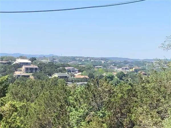 69 Dawn DR, Lago Vista, TX 78645