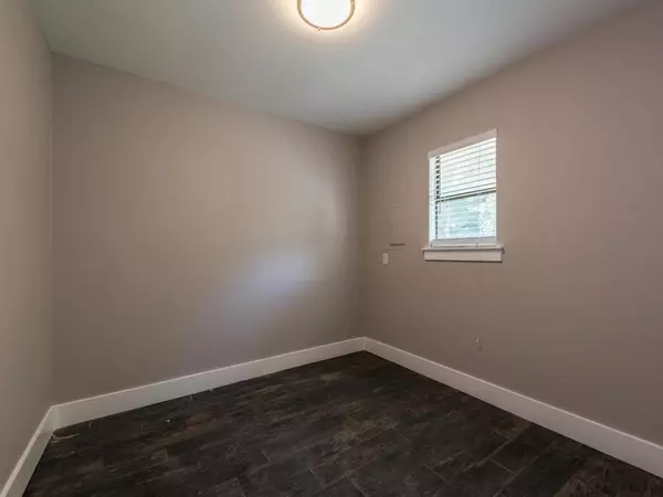 Round Rock, TX 78681,3910 HILLSIDE DR