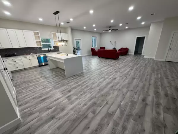 Bastrop, TX 78602,197 S Buckhorn DR