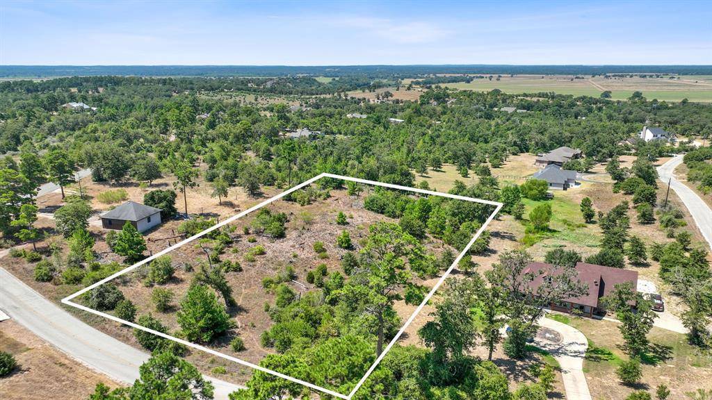 400 McAllister RD, Bastrop, TX 78602