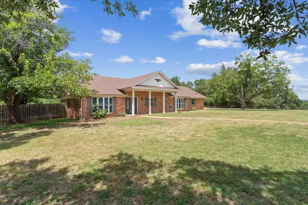 Belton, TX 76513,504 E 24th Ave