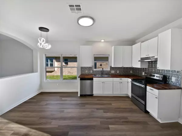Hutto, TX 78634,127 Campos DR