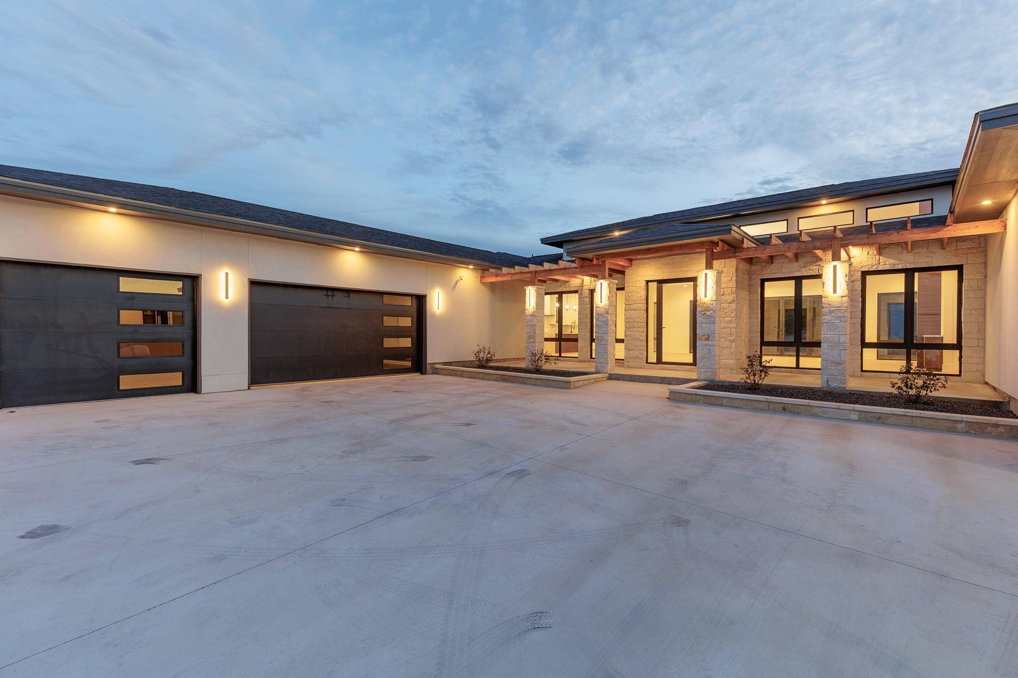 Round Mountain, TX 78663,6425 Ranch Road 962 W