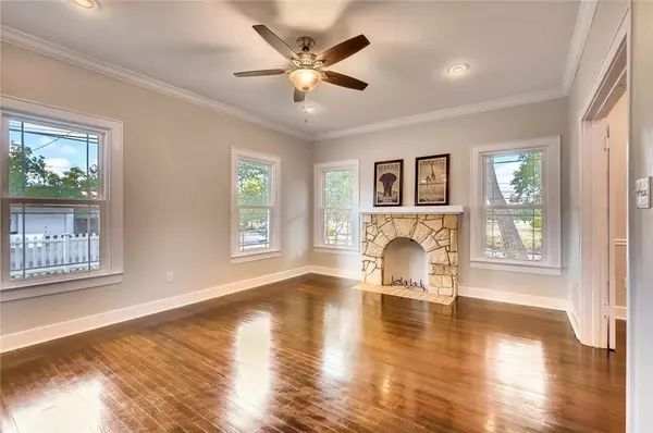 Austin, TX 78751,906 E 38 1/2 ST