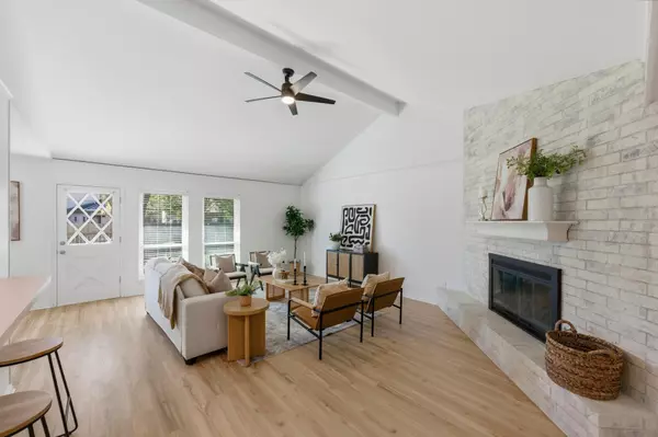 Austin, TX 78749,4805 Midoak CIR